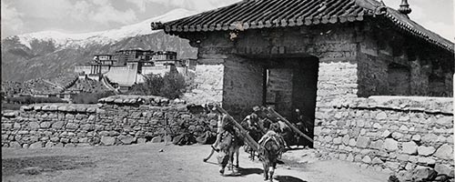 image no. 1998.131.271.1 view 6000 photos at the Tibet Album