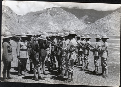 Brigadier Neame inspects Tibetan soldiers