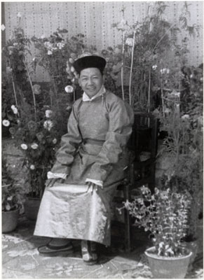 Yapshi Langdun in his garden