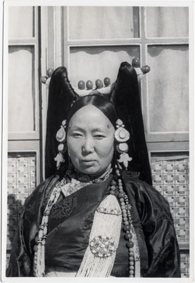 Wife of Changra Depon