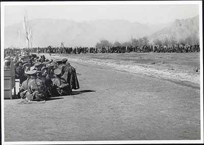 Rider and spectators at Dzonggyap shambe