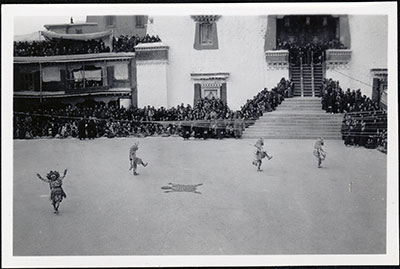 Skeleton dancers at Tse Gutor