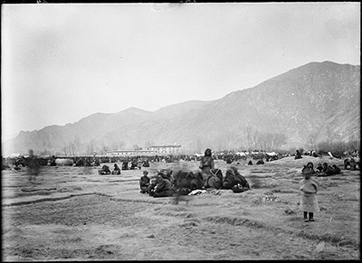 Picnics at the gun and arrow shooting