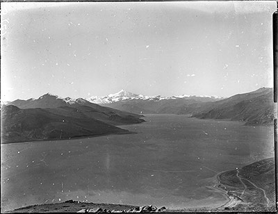 Yamdrok Tso from the Khampa La