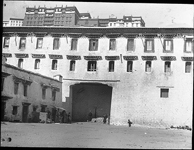Potala main entrance