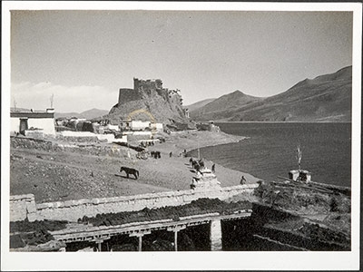 Pede dzong fortress and the settlement of Pede