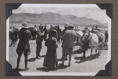 Gould and the Mission being received outside Lhasa