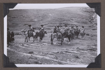 Headmen gather for harvest festival near Pede