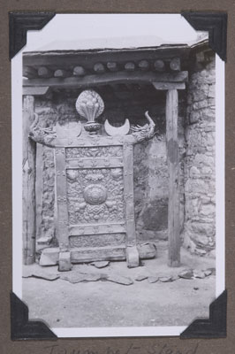 Radung stand in Sera Monastery
