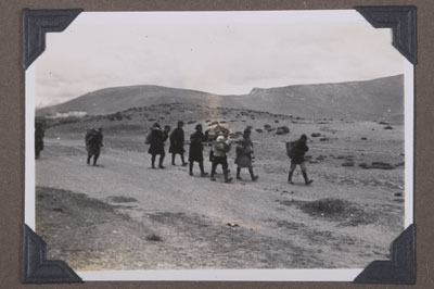 Carrying wireless charging equipment near Dochen