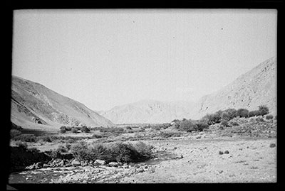 River valley leading to Snye-mo Lcags-sgo.