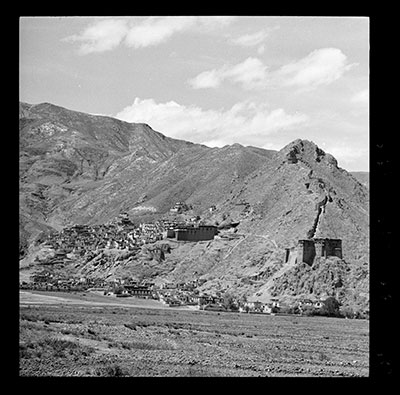 Settlement of Chyongye with fort and monastery