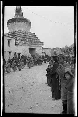 Monks with drums at Western Gate during Sertreng festival