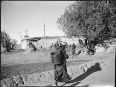 Drawing water in Gyantse