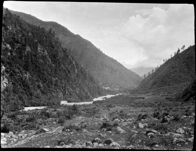 View of Yatung from north