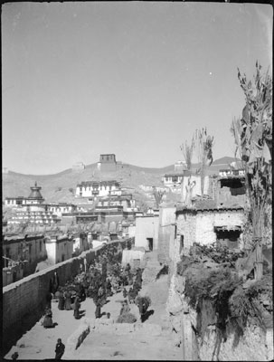 Gyantse Bazaar