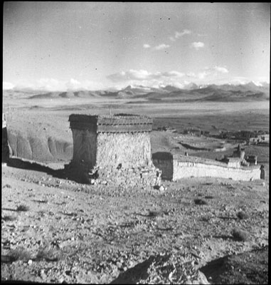 Mani wall at Khampa Dzong