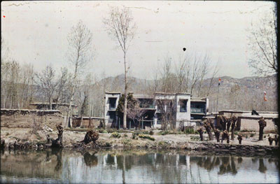 Dekyi Lingka in late winter