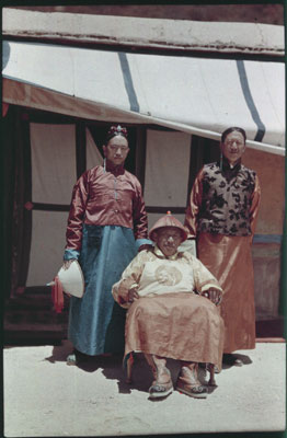 Former Gyantse trade agent, Rampa Se and Sonam Tobden