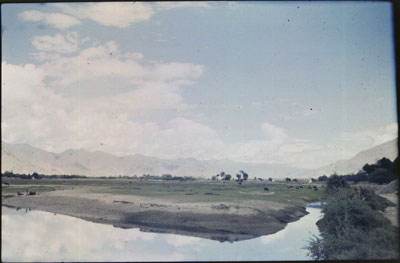 Sandy plain near Lhasa