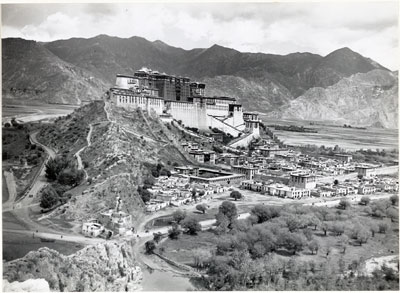 Potala south face from Chakpori