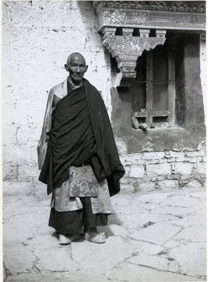 Chikyak Khenpo