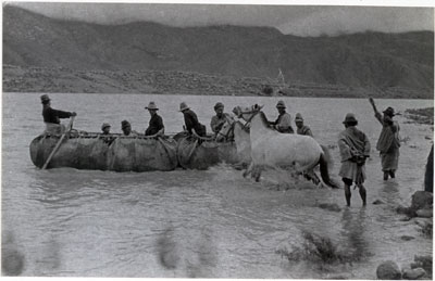 Ferrying Tsangpo in skin coracles