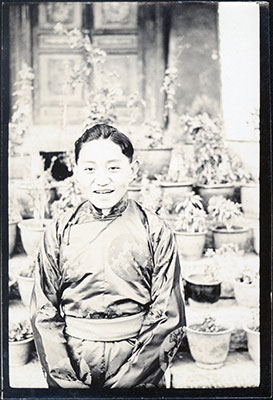 Dundul Namgyal ('George')Tsarong Dundul Namgyal ('George')Tsarong