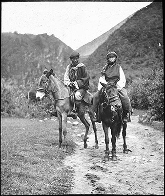 Trader and his wife on a journey