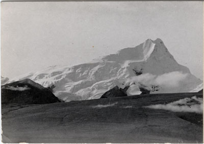 Mountain peaks near Chomolhari