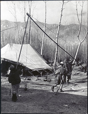 Raising a telegraph pole