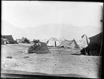 Tents of Changpa people outside Lhasa
