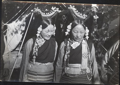 Two 'Chang Girls' at Dekyi Lingka