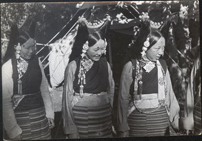 Three 'Chang Girls' at Dekyi Lingka