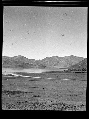 Yamdrok Lake west of Karmaling