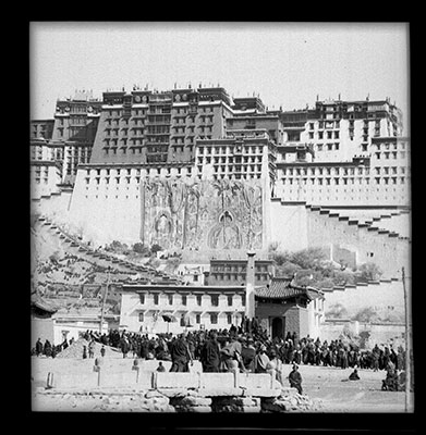 Potala palace at the time of the Sertreng ceremony