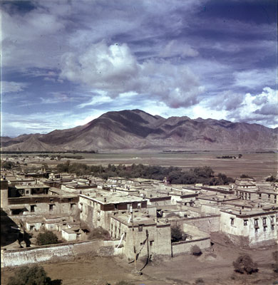 View of Shigatse from the dzong