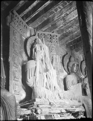 Images in Shanang Monastery near Samada