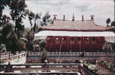Pavilion of the Norbu Lingka palace in Lhasa