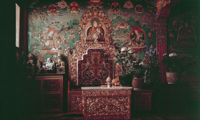 Dalai Lama's sitting room in Kesang Podrang, Norbu Lingka